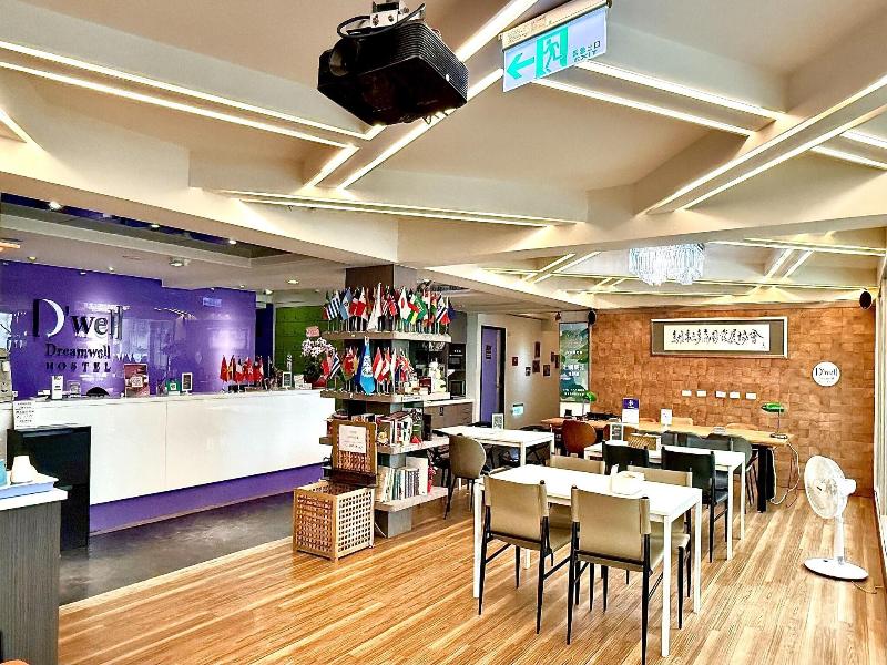 D'Well Hostel image