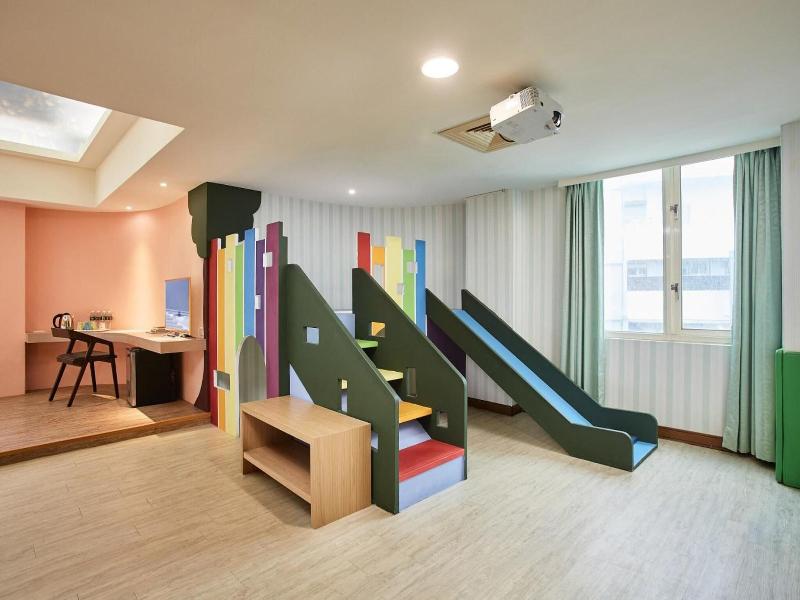 Una Baby Hotel image