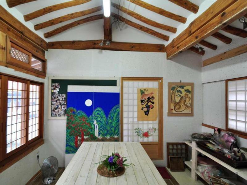 Gallery Jin Hanok Guesthouse image