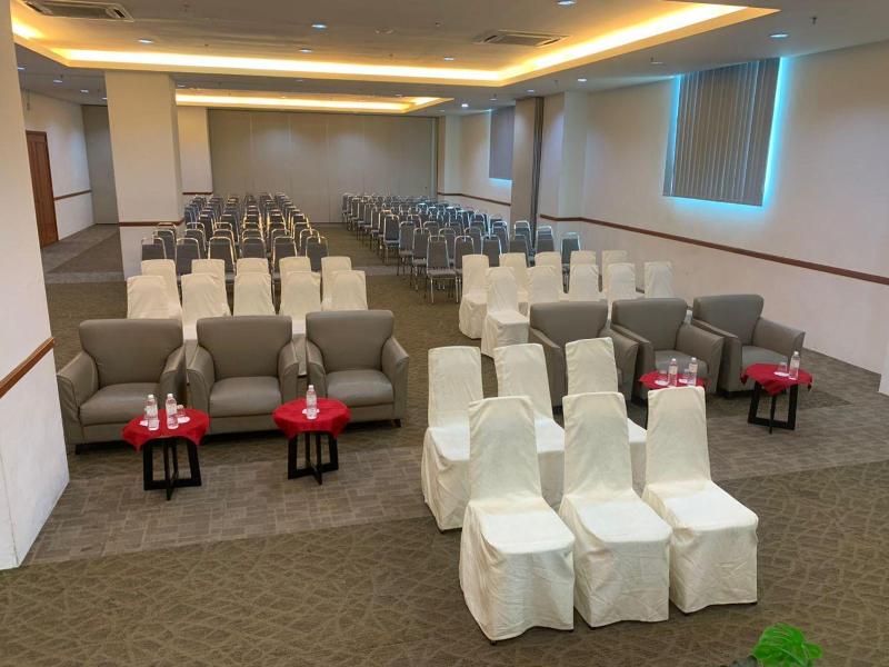 Summit Signature Hotel Batu Pahat image