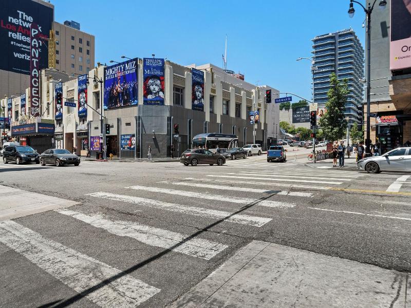 Le Bon Hotel Hollywood image