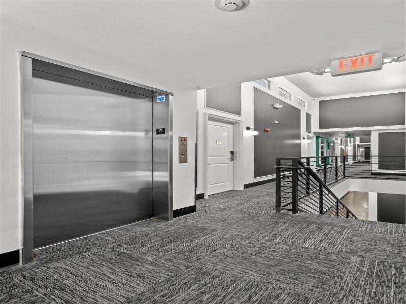 Le Bon Hotel Hollywood image