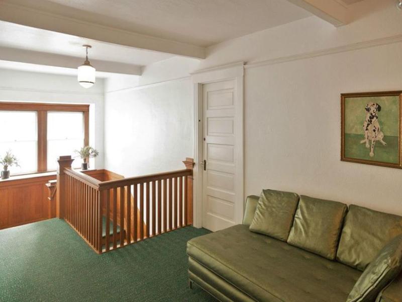 Orange Drive Hostel image