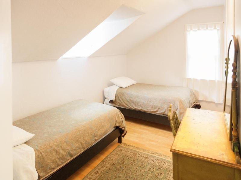 Orange Drive Hostel image