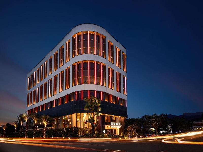 Hotel Cham ChamTaitung Caesar Park Hotels & Resort image