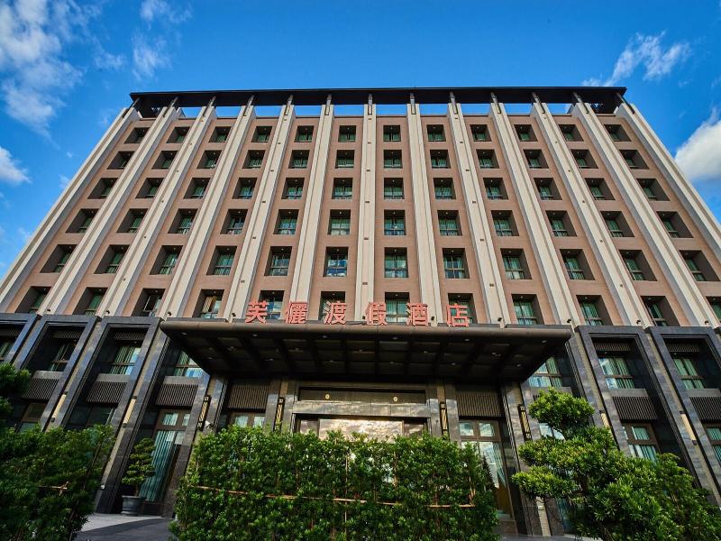 F Hotel Chipen image