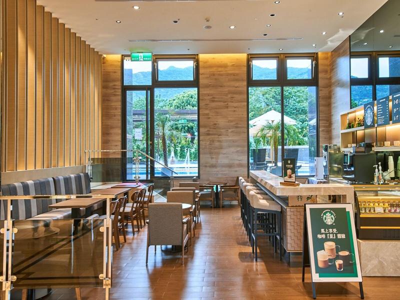 F Hotel Chipen image