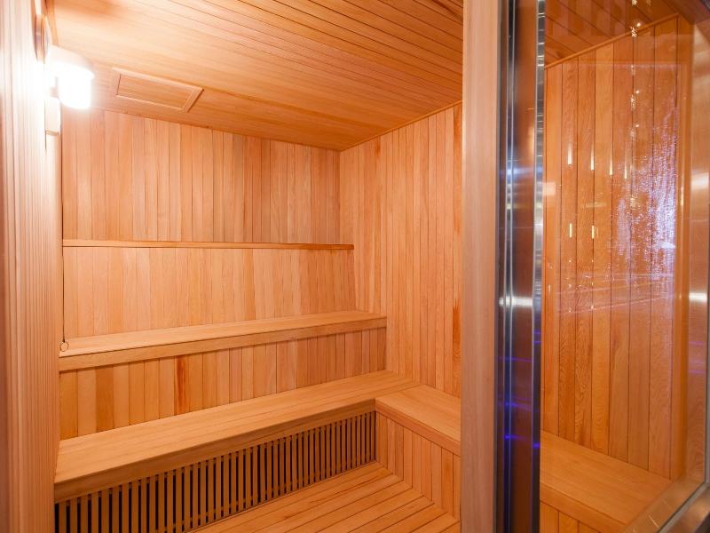 F Hotel Chipen image