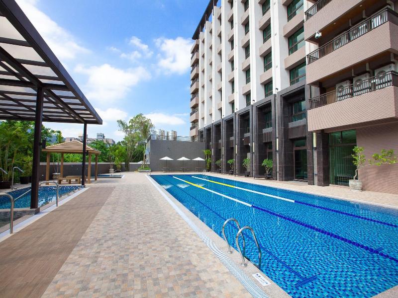 F Hotel Chipen image