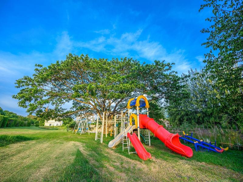 Chateau De Khaoyai Hotel Resort