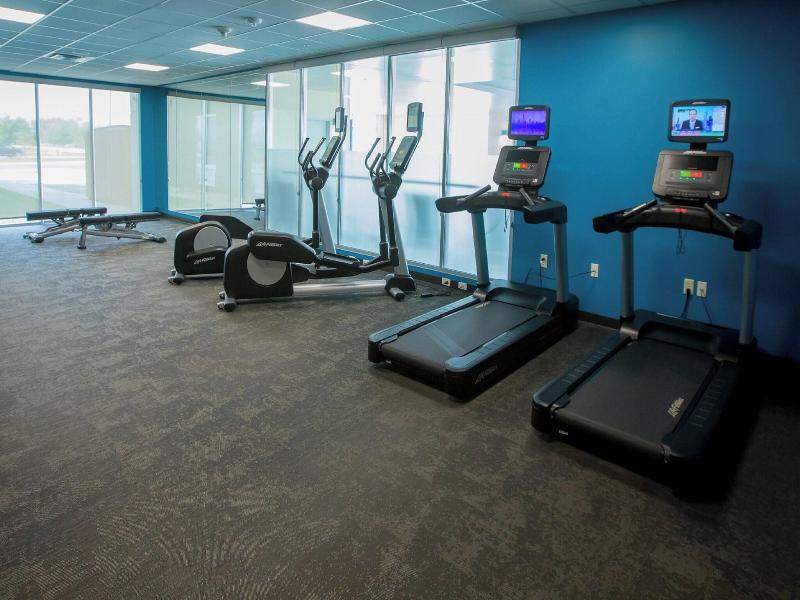 Fairfield Inn Suites Alexandria