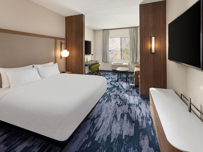 Fairfield Inn Suites Alexandria image