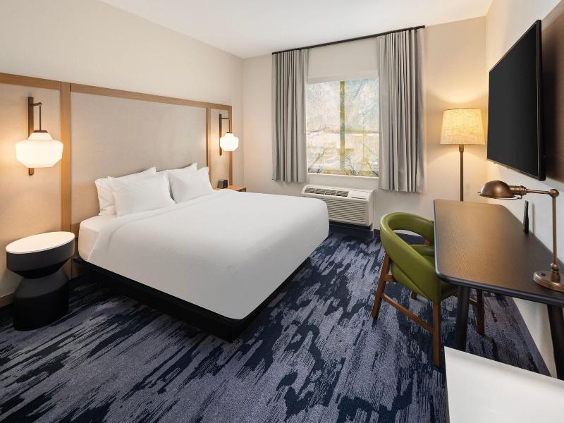 Fairfield Inn Suites Alexandria image