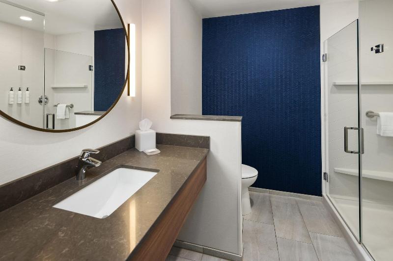 Fairfield Inn Suites Alexandria image