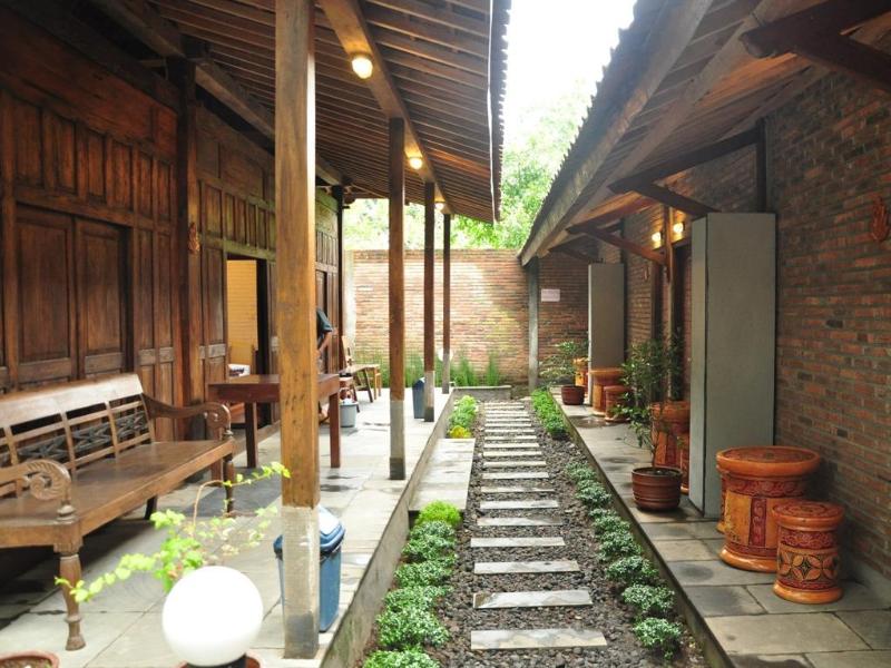 Cempaka Guest House image