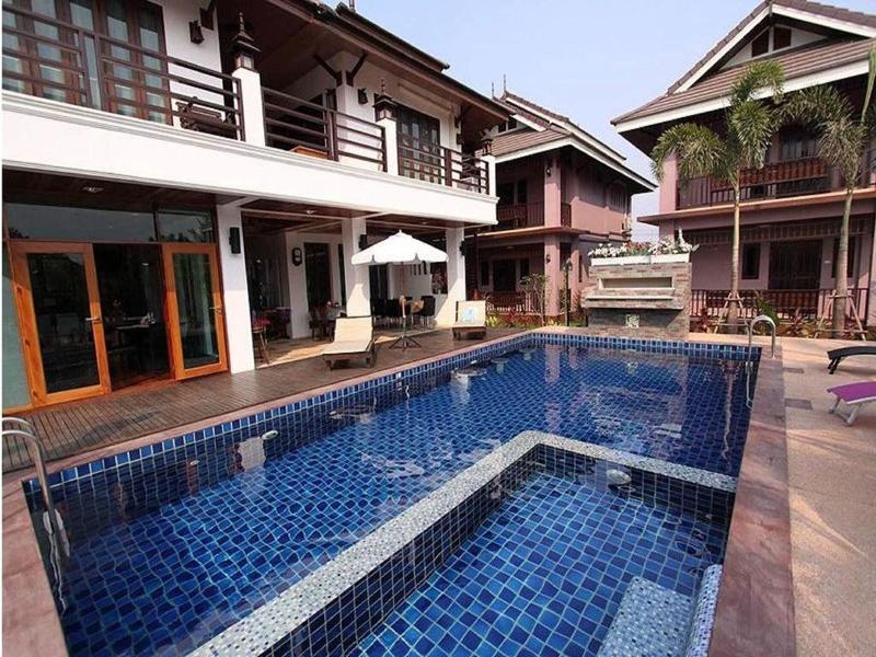 Baan Soontree Hotel
