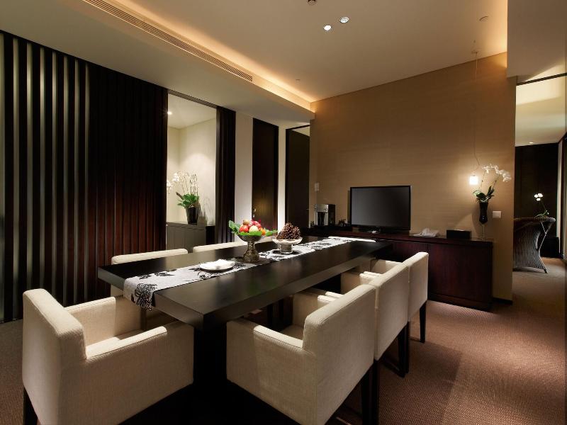 Hotel Royal Chiao Hsi image
