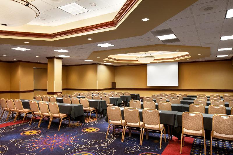 Capitol Plaza Hotel Jefferson City image