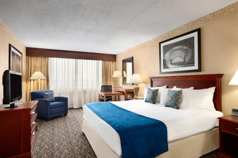 Capitol Plaza Hotel Jefferson City image