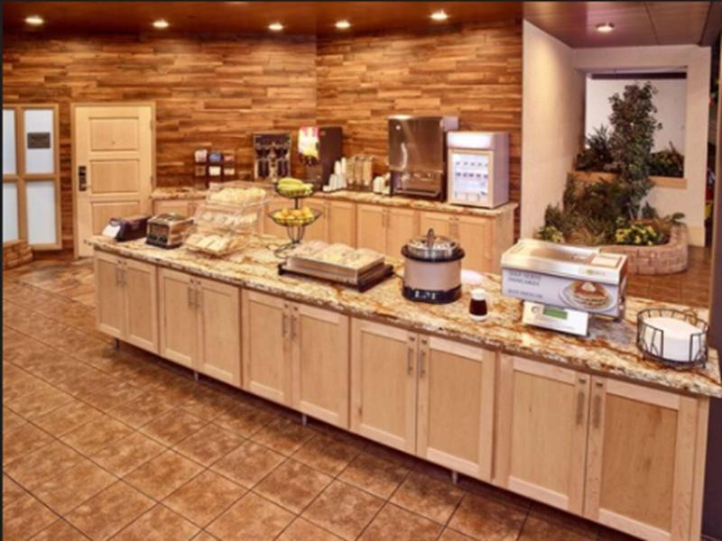 Livinn Hotel Minneapolis North Fridley