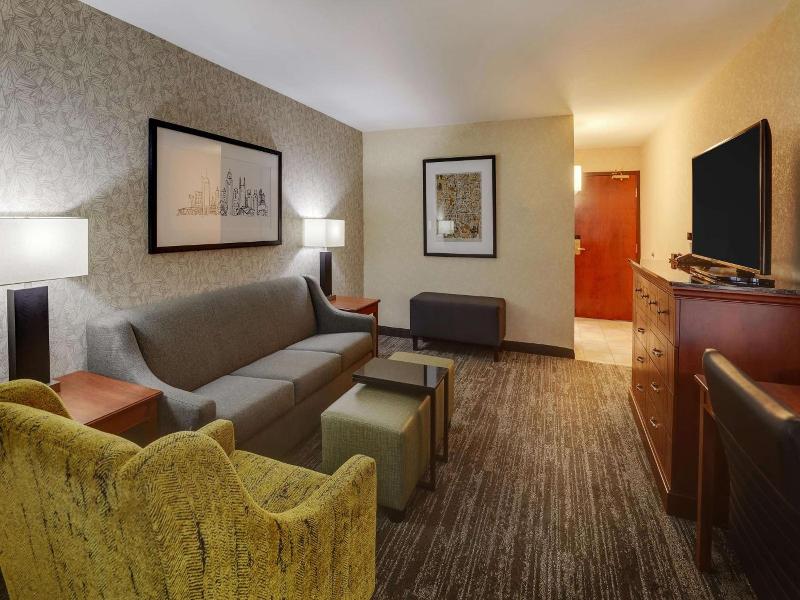 Drury Inn Suites Atlanta Marietta image