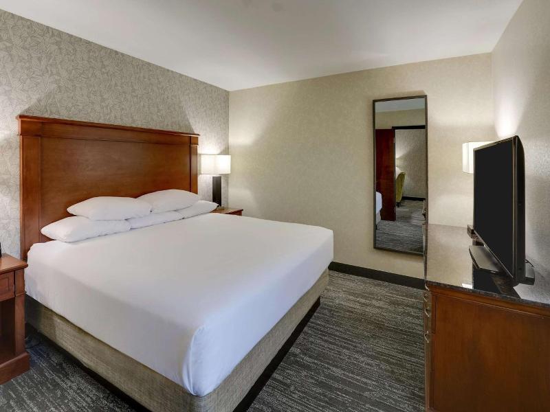 Drury Inn Suites Atlanta Marietta image