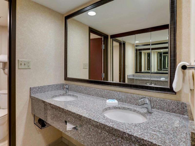 Drury Inn Suites Atlanta Marietta image
