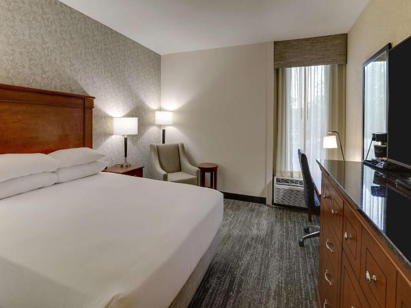 Drury Inn Suites Atlanta Marietta image