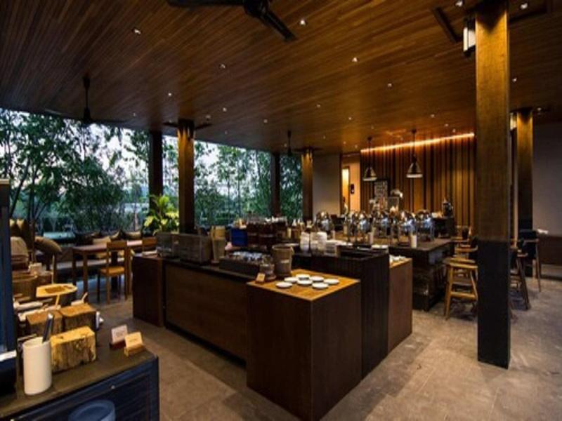 Atta Lakeside Resort Suite