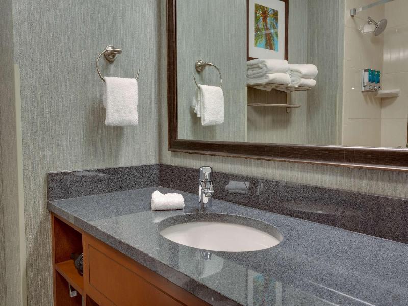 Drury Inn Suites Gainesville image