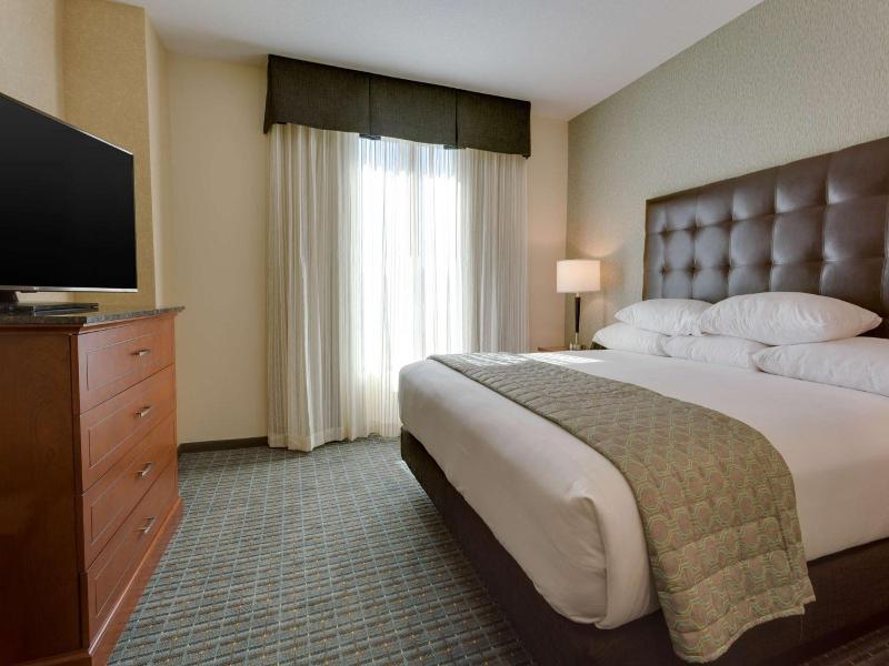 Drury Inn Suites Gainesville image