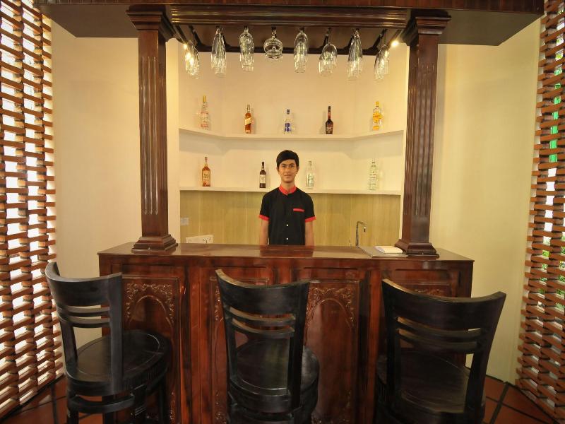 La Rose Suites image