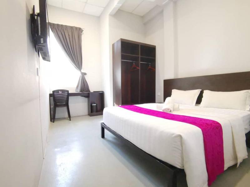 Bl Hotel image