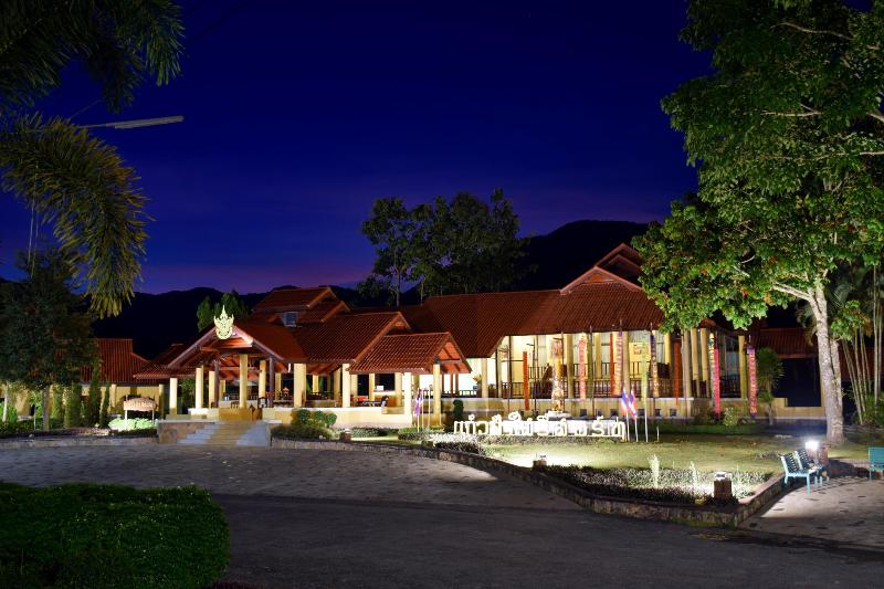 Kaeo Fa Sai Resort