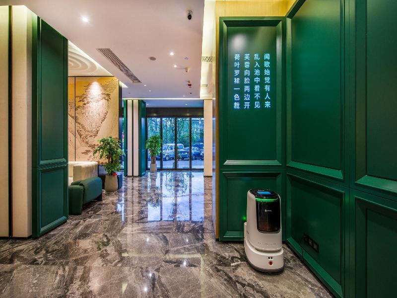 Yiwu Baide Theme Hotel image