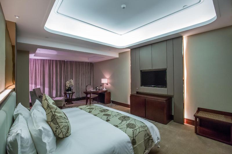 Chouery International Hotel image