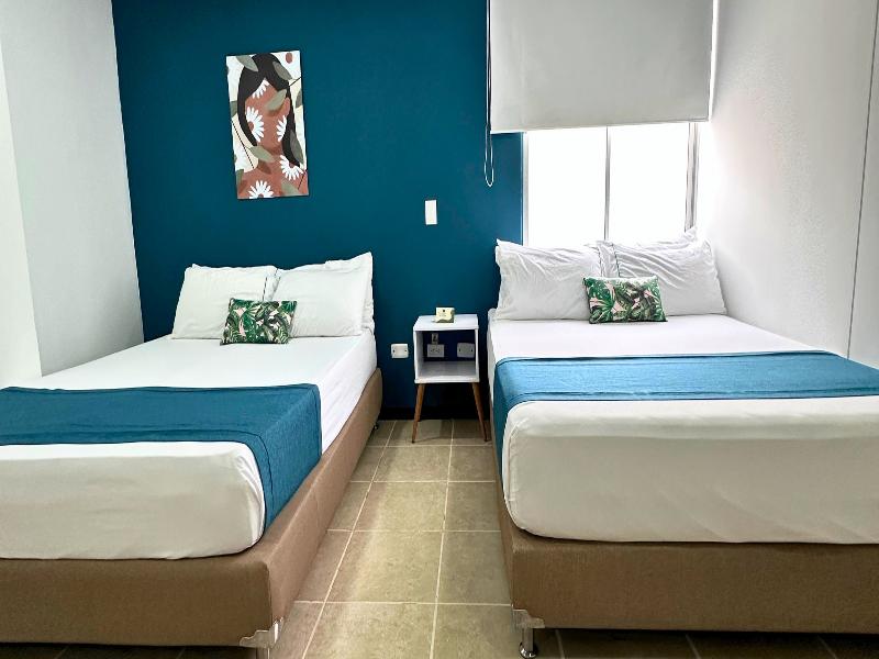 hotel greenview medellin image