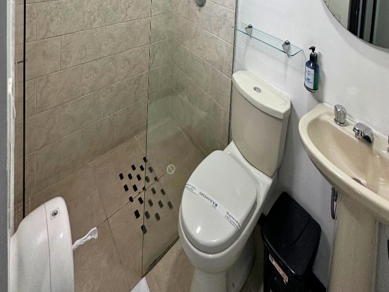 hotel greenview medellin image