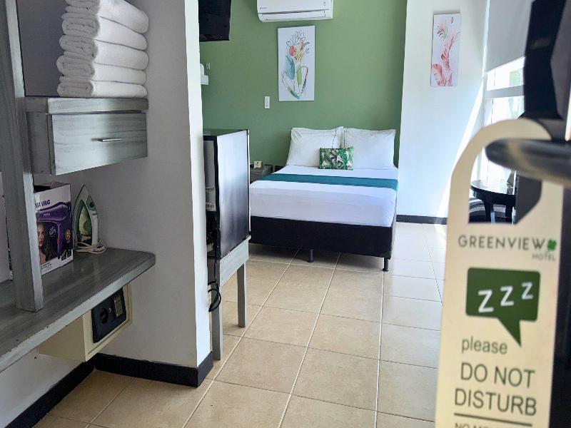 hotel greenview medellin image