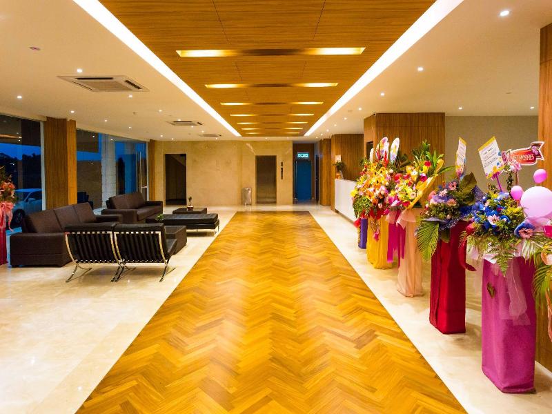 Icon Hotel image