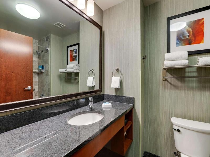 Drury Inn Suites Phoenix Chandler Fashion Center image
