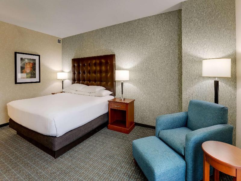 Drury Inn Suites Phoenix Chandler Fashion Center image