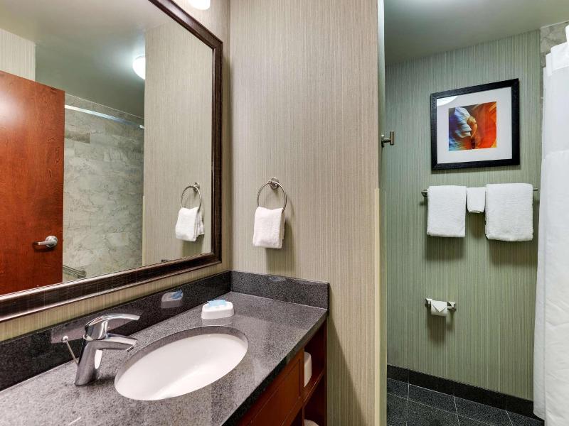 Drury Inn Suites Phoenix Chandler Fashion Center image