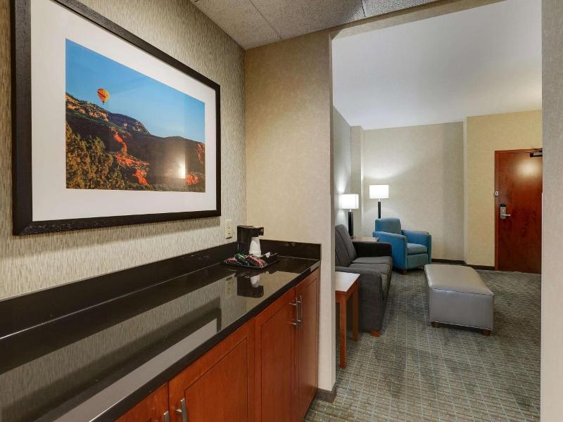 Drury Inn Suites Phoenix Chandler Fashion Center image