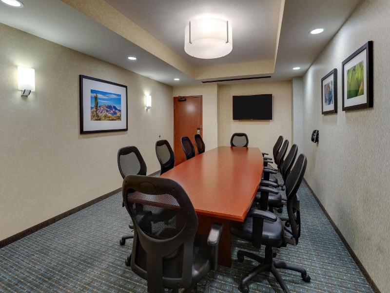 Drury Inn Suites Phoenix Chandler Fashion Center image