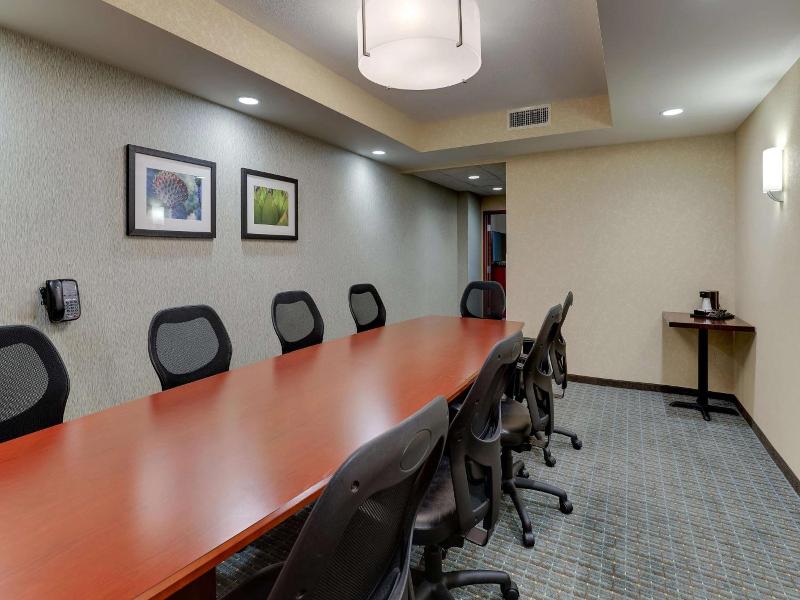 Drury Inn Suites Phoenix Chandler Fashion Center image
