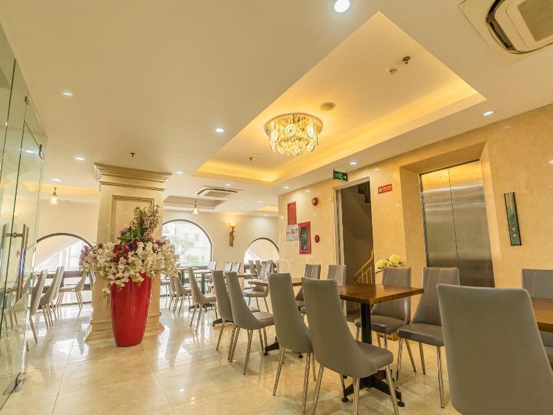 Royal Charm Hotel image