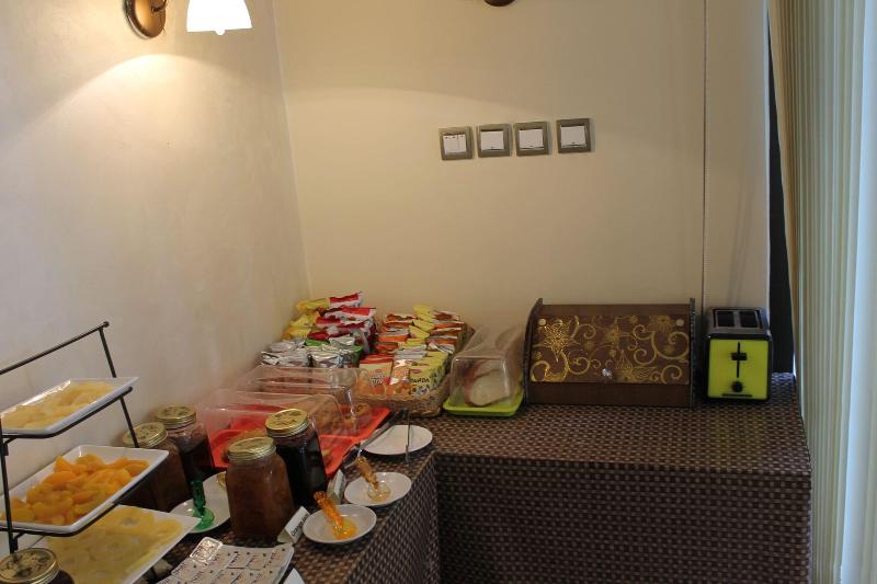 Jabal Amman Hotel (Heritage House) image
