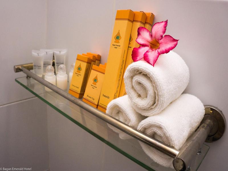 Bagan Emerald Hotel