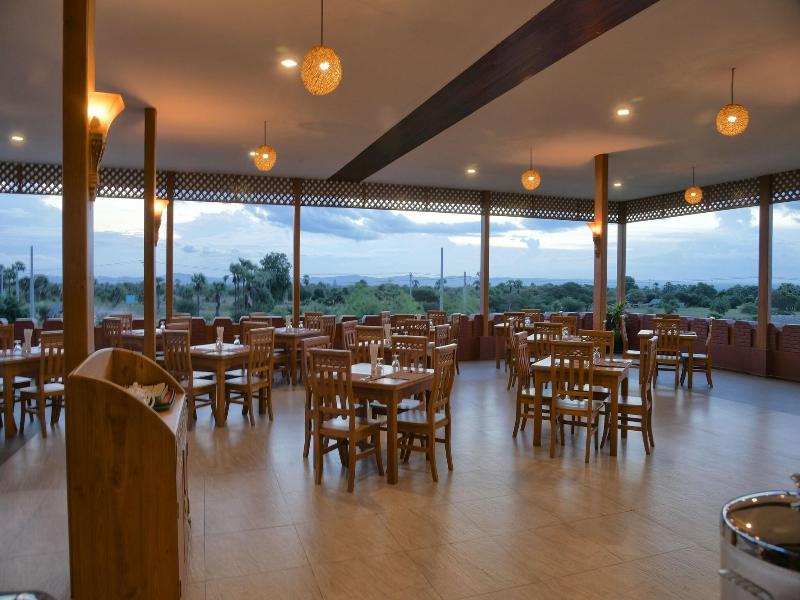 Bagan Emerald Hotel